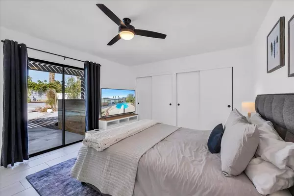 Palm Springs, CA 92262,1110 E Vista Chino Rd