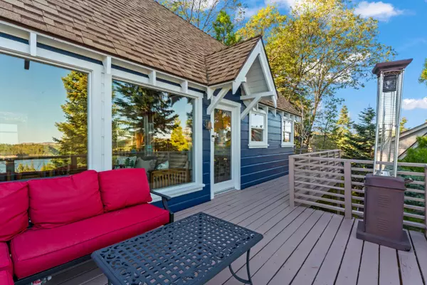 Lake Arrowhead, CA 92352,347 Emerald DR