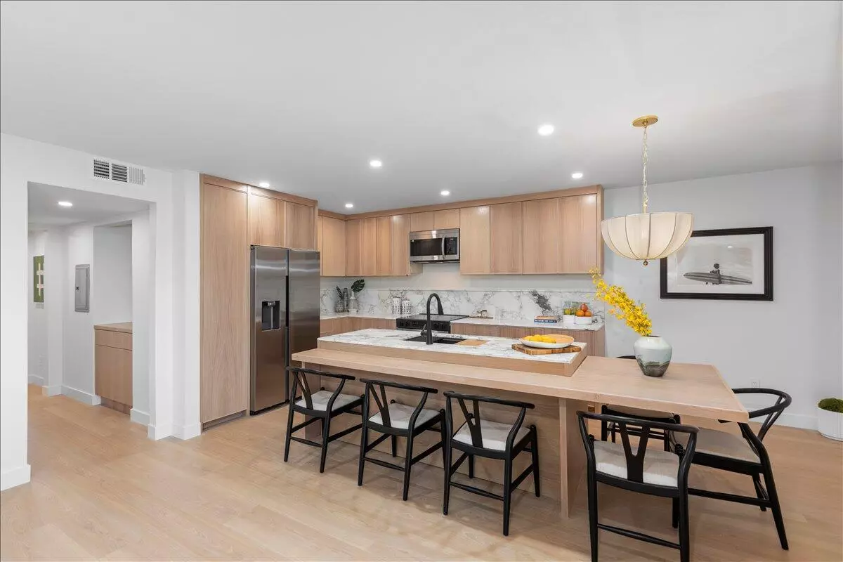 Carlsbad, CA 92008,4747 Marina Drive ##23