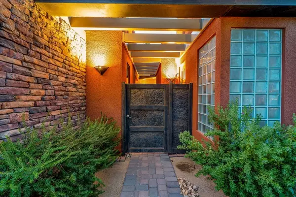 La Quinta, CA 92253,50325 Via Amante