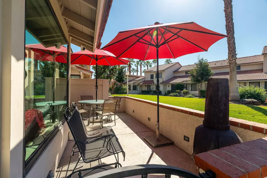6000 Montecito DR #4, Palm Springs, CA 92264