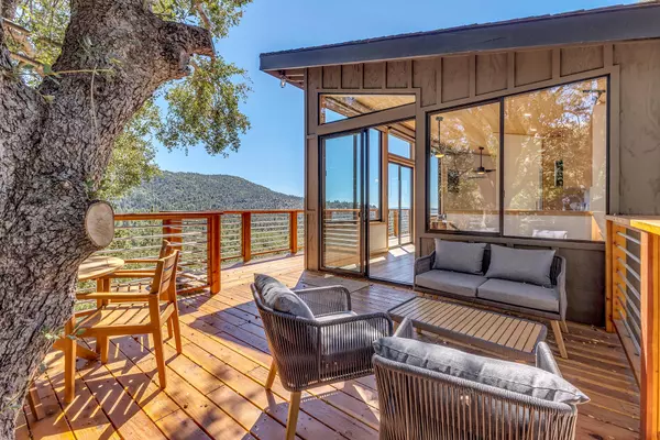 Idyllwild, CA 92549,54655 Falling Leaf RD