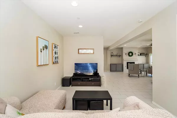 Desert Hot Springs, CA 92240,9324 Silver Star