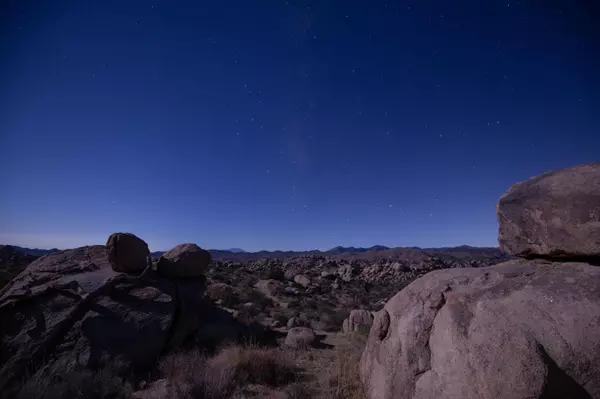 Pioneertown, CA 92268,1 Dragonfly LN