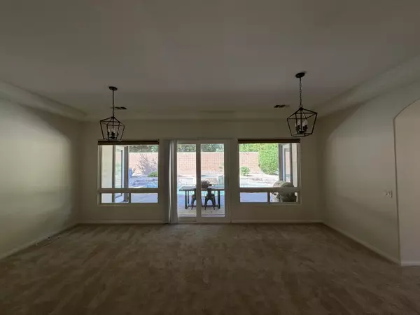 La Quinta, CA 92253,52345 Shining Star LN