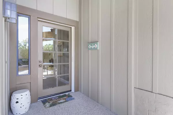 Palm Desert, CA 92211,406 Red River RD