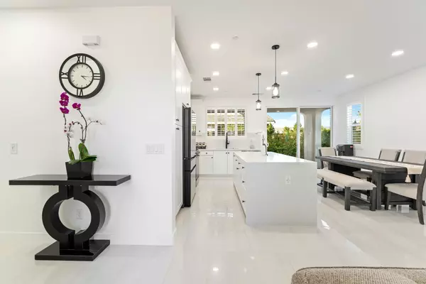 Cathedral City, CA 92234,617 Via Firenze