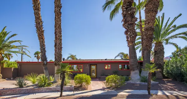 14 Gary CIR, Palm Springs, CA 92262