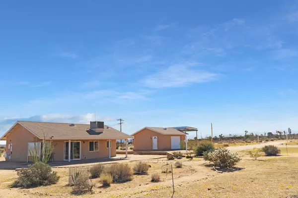 1698 Hilton AVE, Yucca Valley, CA 92284