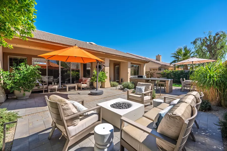 36531 Tallowood DR, Palm Desert, CA 92211