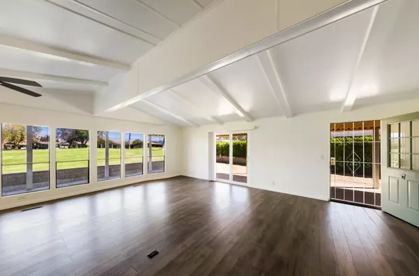 Palm Desert, CA 92260,73450 Country Club DR #125