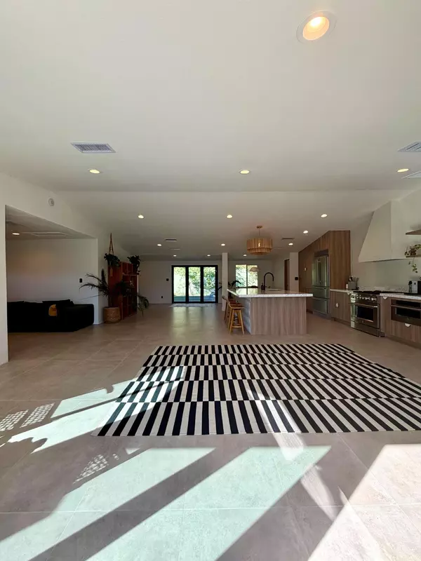 Palm Springs, CA 92264,3864 Cll San Raphael