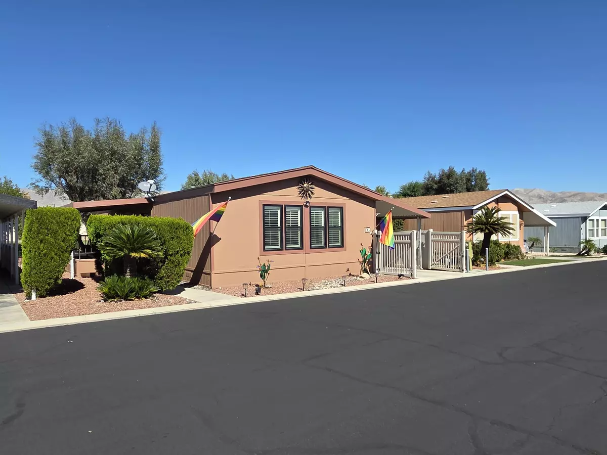 Desert Hot Springs, CA 92240,15300 Palm DR #114