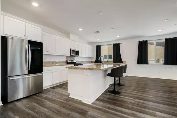Desert Hot Springs, CA 92240,11689 S Crescent ST