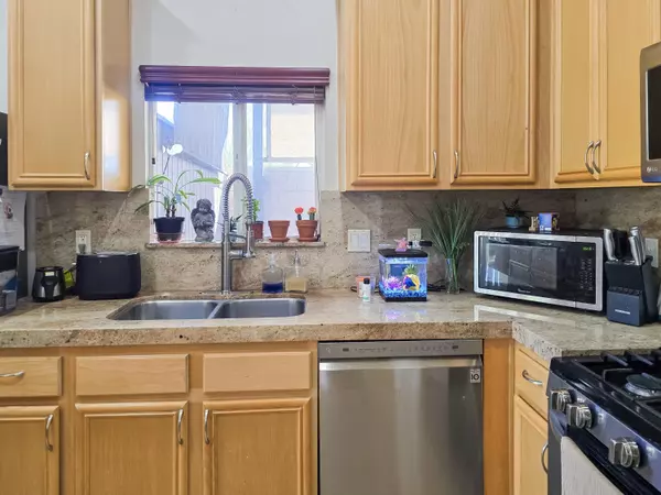 Coachella, CA 92236,48276 Arica DR