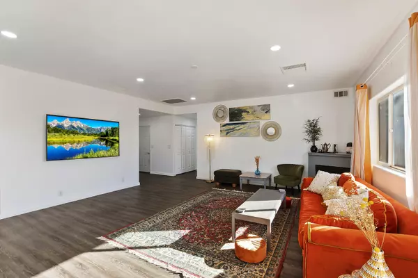 Desert Hot Springs, CA 92240,66900 Mission Lakes BLVD