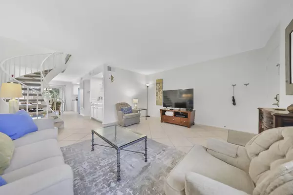 Palm Desert, CA 92260,72964 Ken Rosewall LN