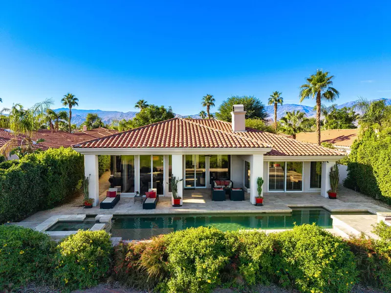 235 Loch Lomond RD, Rancho Mirage, CA 92270