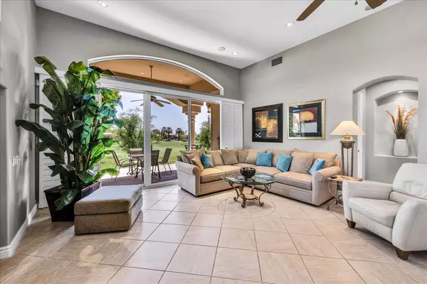 La Quinta, CA 92253,48160 Casita DR