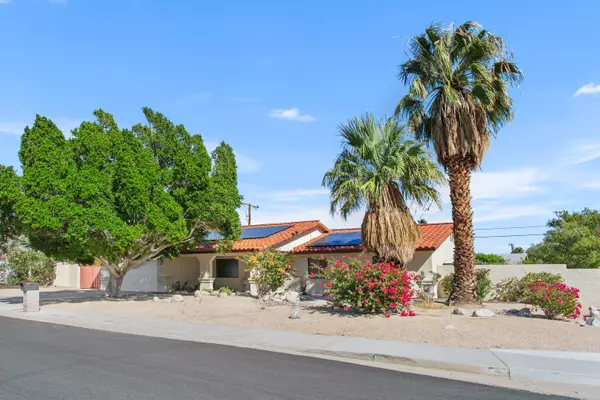 Palm Springs, CA 92262,2910 N Bahada RD