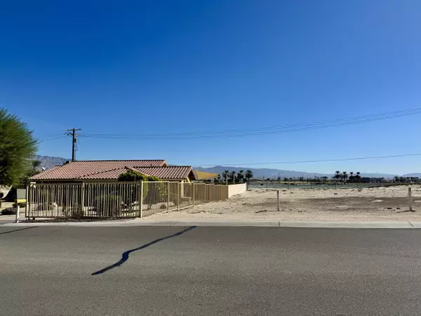 Bermuda Dunes, CA 92203,0 Glass DR #164