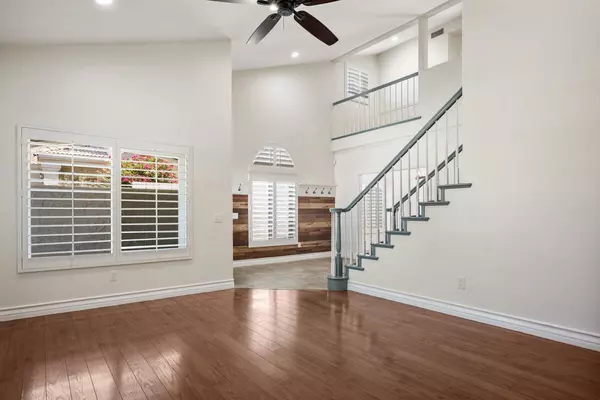 Palm Desert, CA 92211,41950 Maryn CT