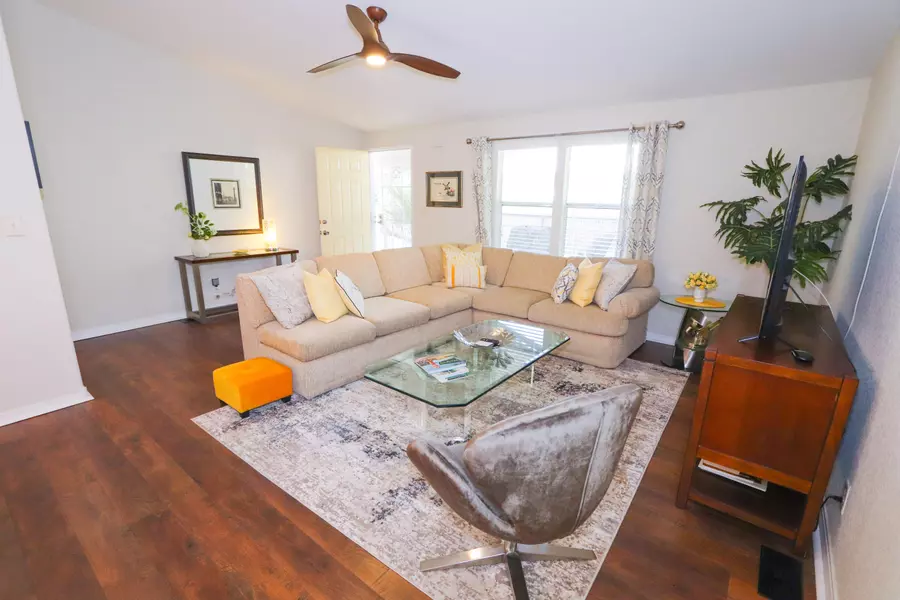 14777 Palm DR #8, Desert Hot Springs, CA 92240