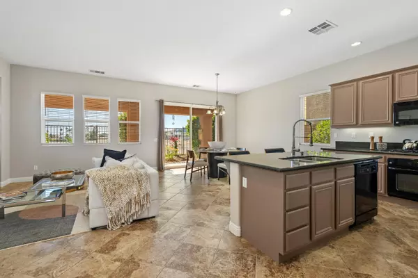 Palm Desert, CA 92211,77310 Colorado ST