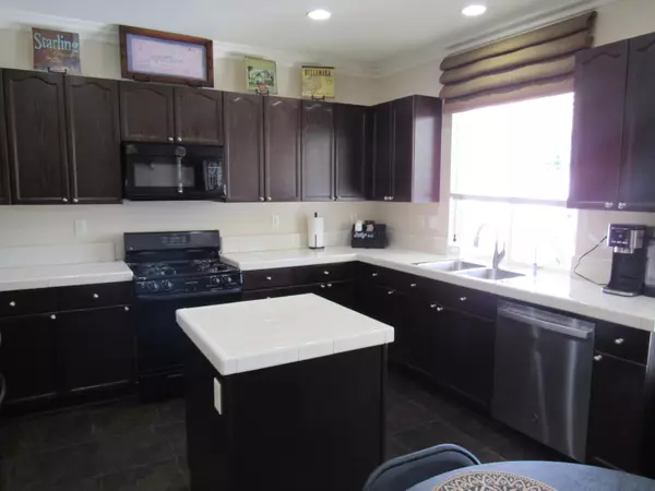 Eastvale, CA 92880,7420 Valley Meadow AVE