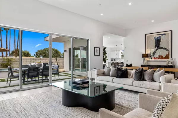 Palm Desert, CA 92260,72985 Somera RD #Share B