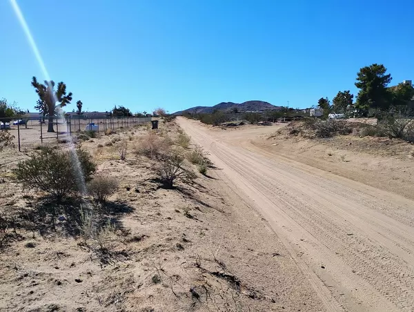 Landers, CA 92285,565 N Inez AVE