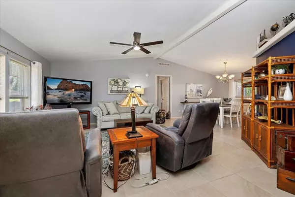 Palm Desert, CA 92260,73450 Country Club DR #22