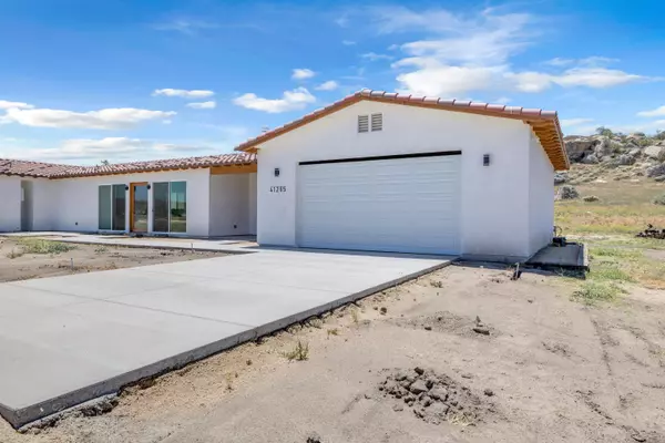 Aguanga, CA 92536,41265 Lakeshore BLVD