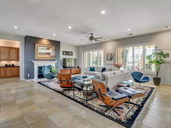 Indio, CA 92203,81157 Avenida Los Circos