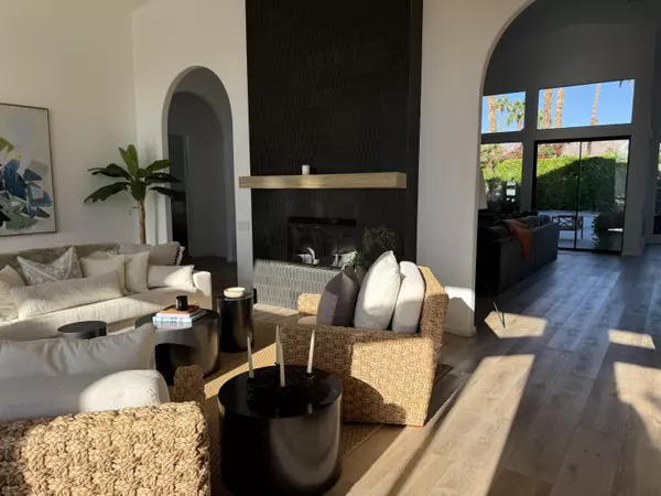 La Quinta, CA 92253,50245 Mountain Shadows RD