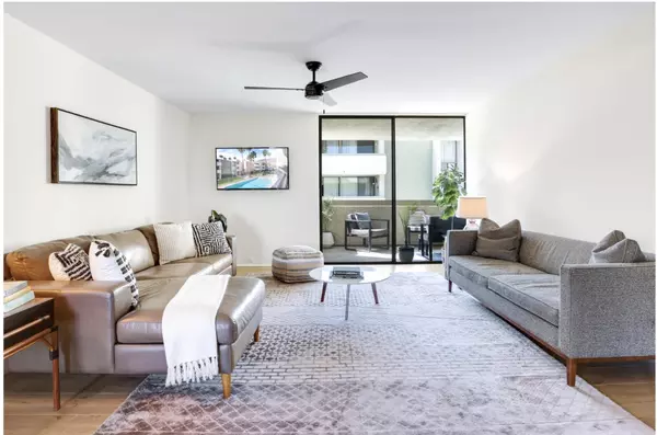 Palm Springs, CA 92264,251 E La Verne WAY #F