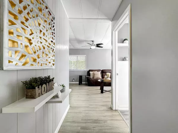 Desert Hot Springs, CA 92240,64550 Pierson BLVD #98