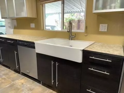 Cathedral City, CA 92234,335 Via Don Benito