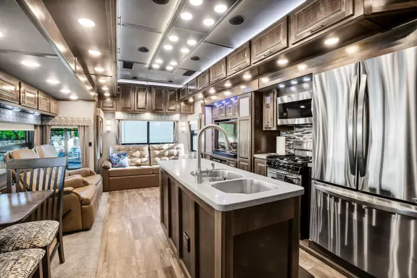 Cathedral City, CA 92234,69411 Ramon Rd #36