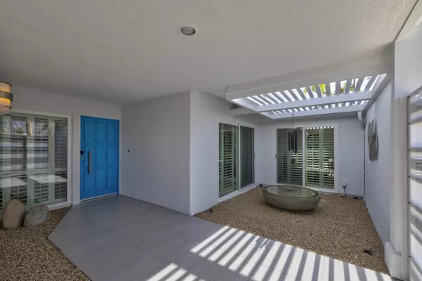 Palm Springs, CA 92262,562 N Saturmino DR