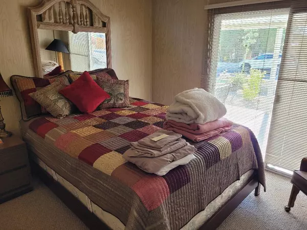 Thousand Palms, CA 92276,32561 Desert Moon DR