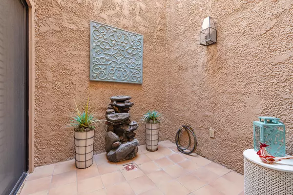 Palm Desert, CA 92260,83 Conejo CIR