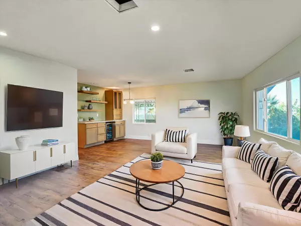 Palm Desert, CA 92260,38525 Desert Greens DR E