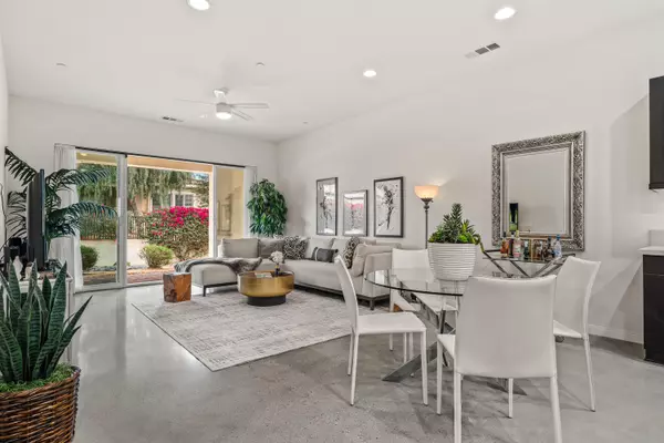 4018 Via Fragante #2, Palm Desert, CA 92260