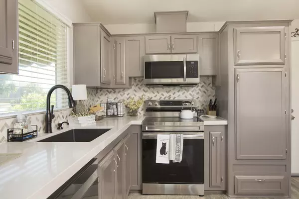 Thousand Palms, CA 92276,74986 E Conestoga DR