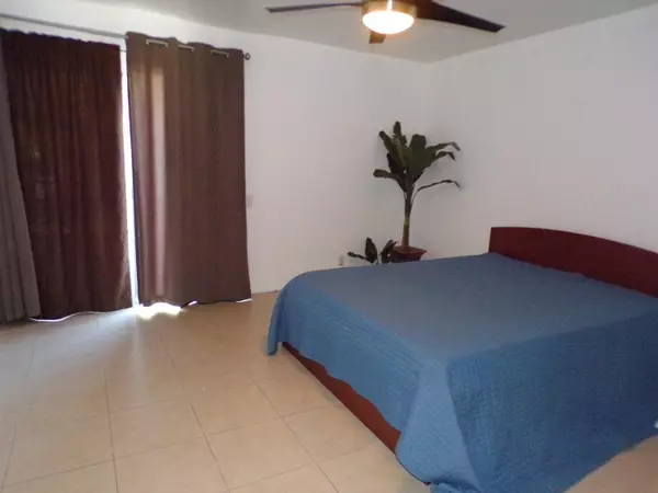 Palm Springs, CA 92262,1548 Sunflower CT N