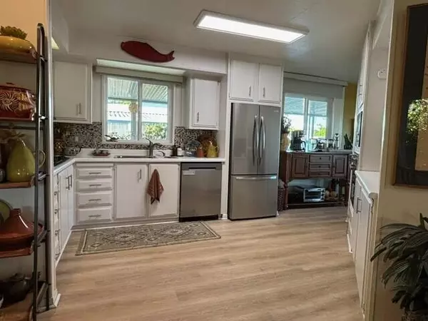 Palm Desert, CA 92260,49305 Highway 74 #109