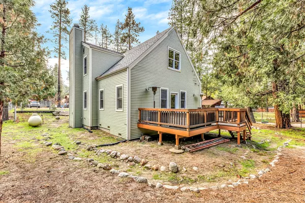 Idyllwild, CA 92549,53300 Meadow DR