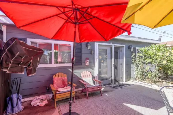 Los Angeles, CA 90047,5907 S Van Ness AVE