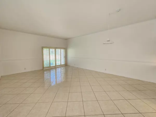 Palm Springs, CA 92264,1663 Fairway CIR